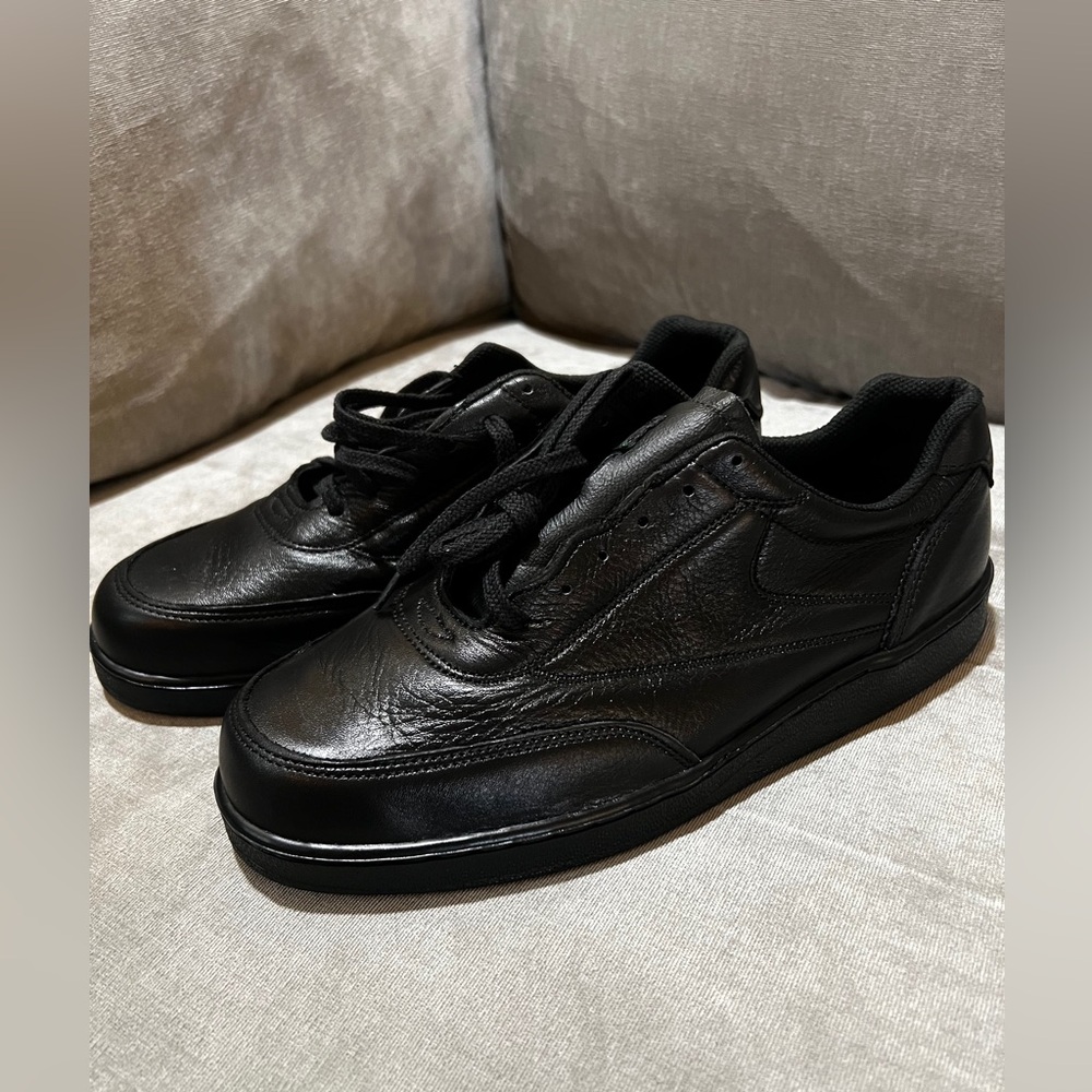 Thorogood Men’s Black Leather Sneakers